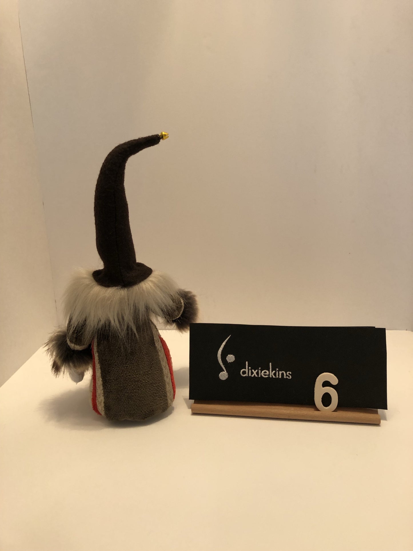 06. Decorative Gnome - Medium